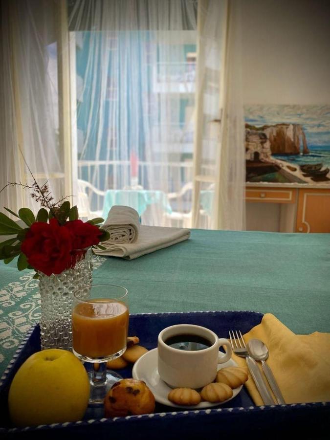 Hotel Villa Alexandra Bellaria-Igea Marina Esterno foto