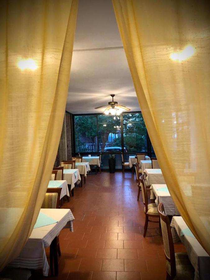 Hotel Villa Alexandra Bellaria-Igea Marina Esterno foto