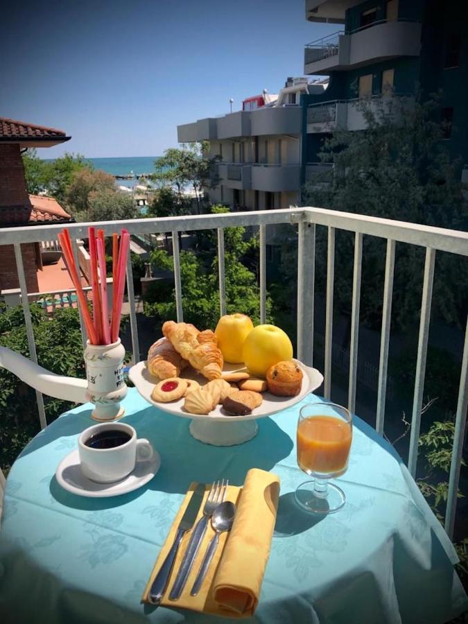 Hotel Villa Alexandra Bellaria-Igea Marina Esterno foto