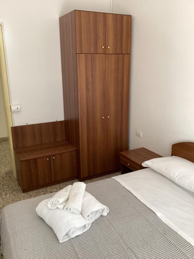 Hotel Villa Alexandra Bellaria-Igea Marina Esterno foto